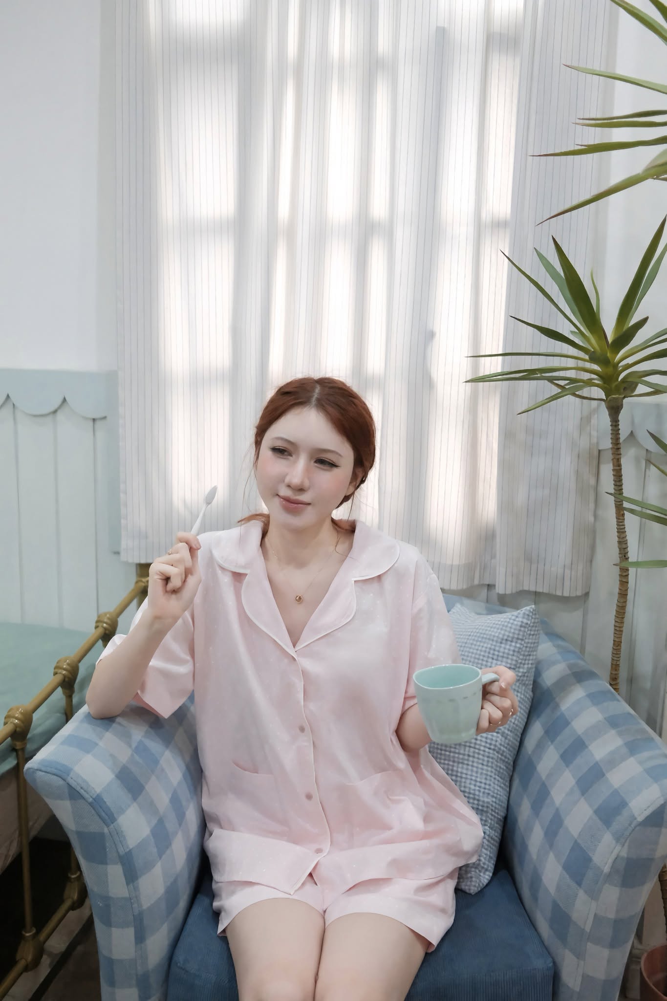 DAISY SET – Bộ ngủ cộc tay chấm bi hồng